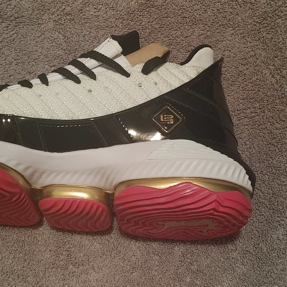 Lebron 16 'Remix' - Picture 7 of 8